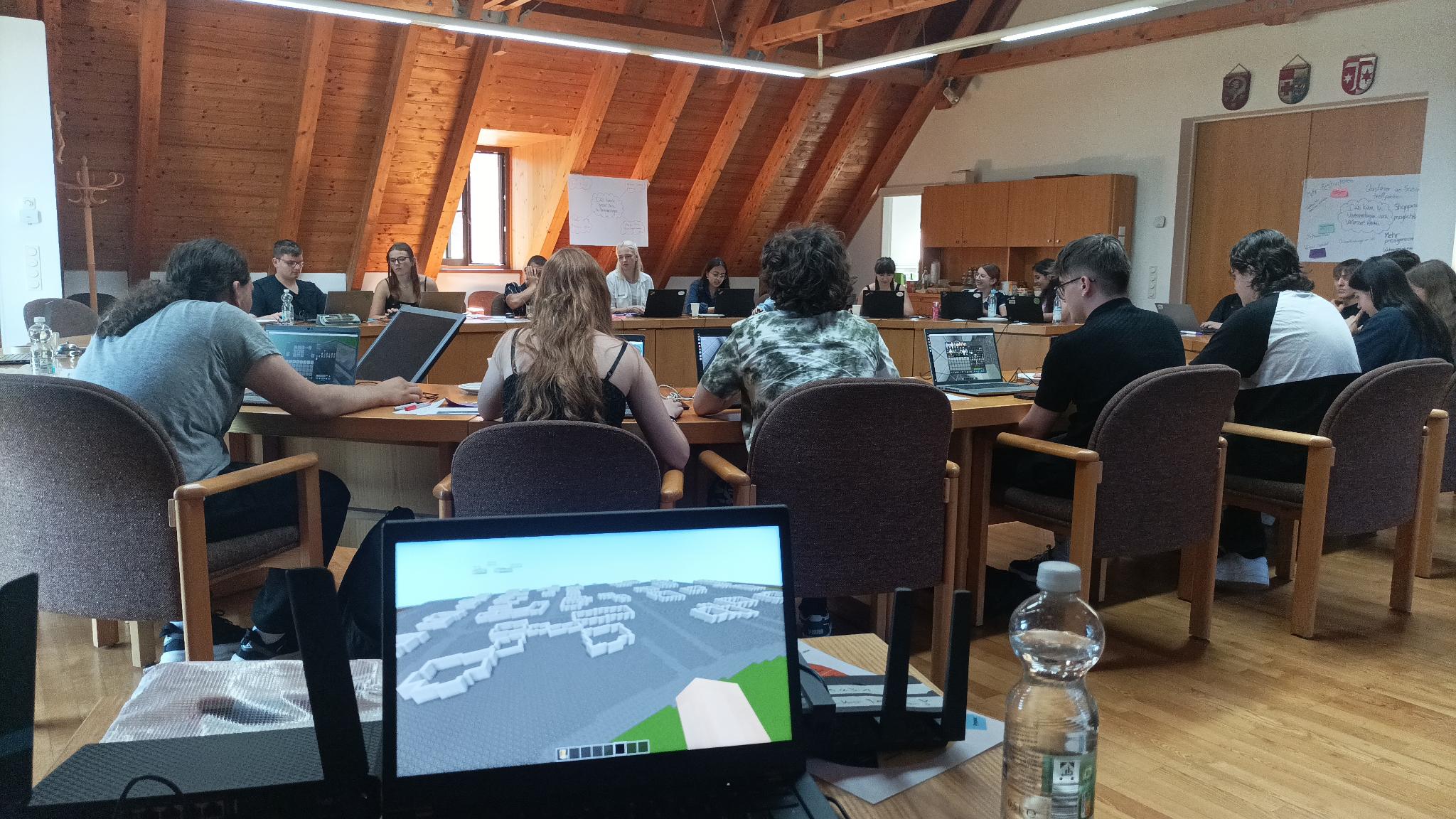 Zukunftstage in Untermeitingen: Jugendliche gestalten ihre Gemeinde in der Minecraft-Welt
